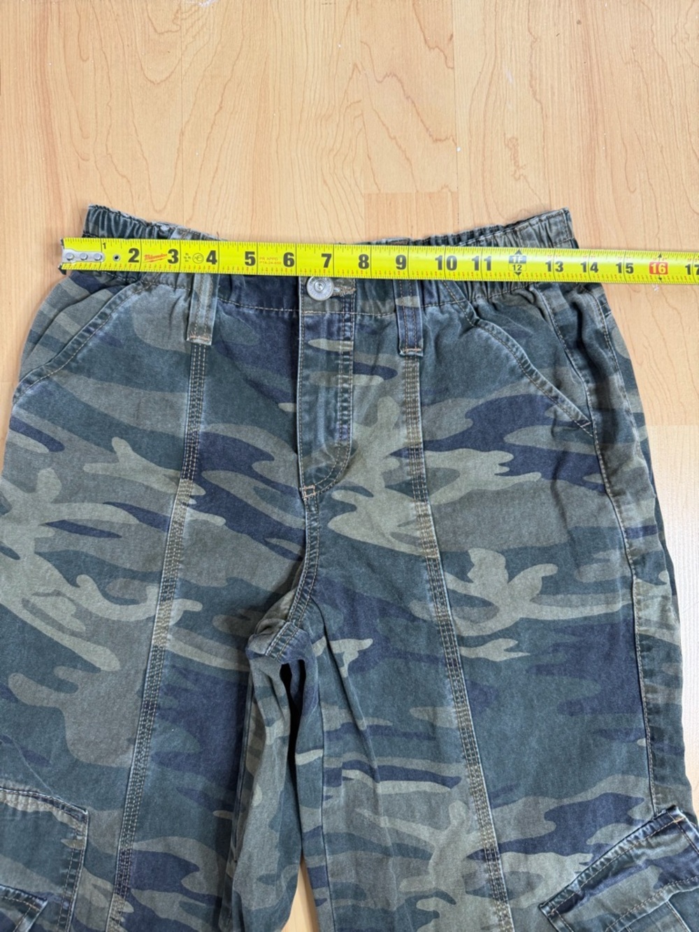 BDG Urban Outfitters Y2K Camo Cargo Pants Wide Leg Size 26 Streetwear - Picture 8 of 11
